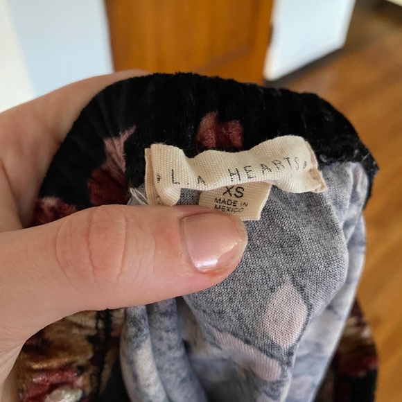 Skirt-xsmall-pacsun - Picture 3 of 3